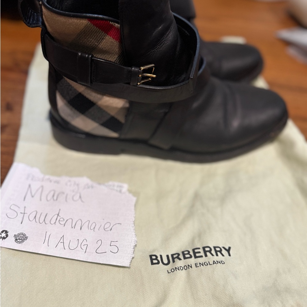 Burberry Black Boots with Signature Check